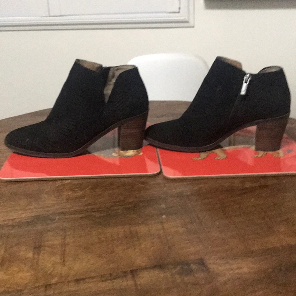 Ankle boots